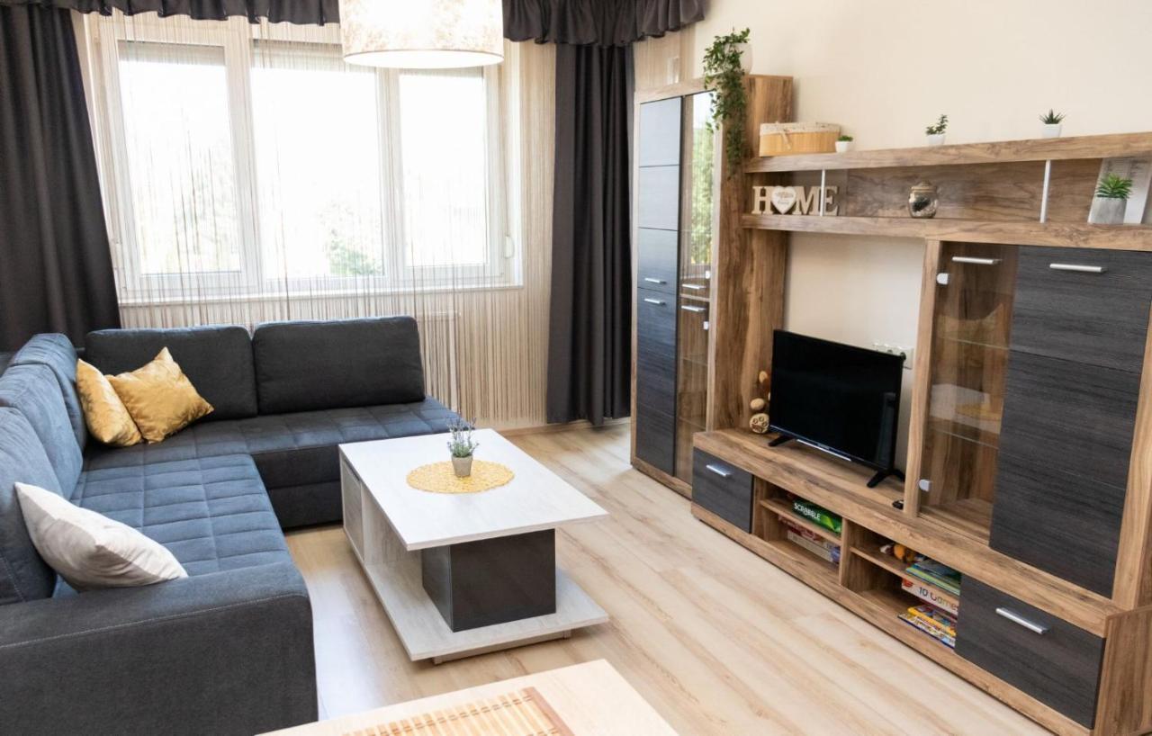 Holiday Apartman Sárvár Eksteriør bilde